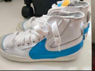 Nike original seltene Blazer Mid '77 Pacific Blue Jogginghigh Sneaker Gr 38.5, 60 €, Kleidung & Schmuck-Damenkleidung in 1220 Donaustadt Nike original seltene Blazer Mid '77 Pacific Blue Jogginghigh Sneaker Gr 38.5, 60 €, Kleidung & Schmuck-Damenkleidung in 1220 Donaustadt
