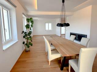 Großzügiges Stadtbürgerhaus in Aussichtslage mit Top-Ausstattung, 670000 €, Immobilien-Häuser in 4470 Enns Großzügiges Stadtbürgerhaus in Aussichtslage mit Top-Ausstattung, 670000 €, Immobilien-Häuser in 4470 Enns