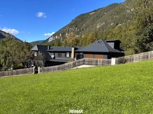 Zwei Häuser mit insgesamt 5 Apartments, 949000 €, Immobilien-Häuser in 4573 Hinterstoder