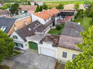 Charmantes Bauernhaus mit großem Grundstück, langgezogenem Hof, 2 Wohnungen und einem Swimmingpool, 560000 €, Immobilien-Gewerbeobjekte in 2301 Gemeinde Groß-Enzersdorf