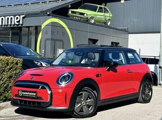 Mini Cooper SE SPORT 32,6 kWh *LED*PANO*SHZG*16'', 15900 €, Auto & Fahrrad-Autos in 5102 Anthering Mini Cooper SE SPORT 32,6 kWh *LED*PANO*SHZG*16'', 15900 €, Auto & Fahrrad-Autos in 5102 Anthering