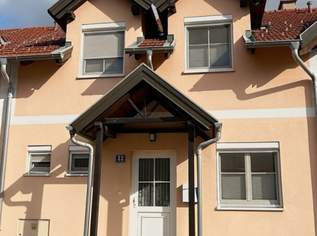 "Modernes Reihenhaus mit Pool, Keller, 2 Stellplätze&Garage!", 469000 €, Immobilien-Häuser in 2544 Leobersdorf "Modernes Reihenhaus mit Pool, Keller, 2 Stellplätze&Garage!", 469000 €, Immobilien-Häuser in 2544 Leobersdorf