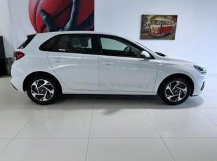 i30 GO 1.0 T-GDI 73kW (100PS) Toter-Winkel-..., 24276 €, Auto & Fahrrad-Autos in 6844 Gemeinde Altach