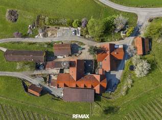 Bäuerliches Anwesen mit Kellerstöckl, Werkstatt, Wirtschaftsgebäuden und sieben Wohneinheiten in St. Nikolai im Sausal, 0 €, Immobilien-Häuser in 8505 Sankt Nikolai im Sausal