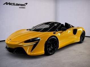 Artura Spider / MSO Volcano Yellow / B&W, 289900 €, Auto & Fahrrad-Autos in 1030 Landstraße Artura Spider / MSO Volcano Yellow / B&W, 289900 €, Auto & Fahrrad-Autos in 1030 Landstraße