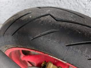 Verkaufen meine Honda CBR 900RR Fireblade SC44 Supersport, 2300 €, Auto & Fahrrad-Motorräder in 2100 Gemeinde Korneuburg