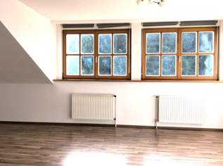 Ankommen und wohlfühlen: Stilvolle Dachgeschosswohnung mit Parkplatz, 675.66 €, Immobilien-Wohnungen in 8572 Bärnbach