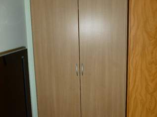 Kleiderkasten, 150 €, Marktplatz-Sammlungen & Haushaltsauflösungen in 4082 Aschach an der Donau