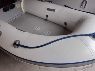 Schlauchboot QUICKSILVER inkl. E-Motor Schlauchboot QUICKSILVER inkl. E-Motor