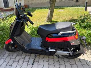 NIU NQi GTS Sport -125er Elektroroller (L3e-A1), 2750 €, Auto & Fahrrad-Motorräder in 2301 Gemeinde Groß-Enzersdorf