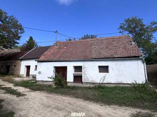 Traditionelles Presshaus mit historischem Keller in Altlichtenwarth, 35000 €, Immobilien-Gewerbeobjekte in 2144 Altlichtenwarth Traditionelles Presshaus mit historischem Keller in Altlichtenwarth, 35000 €, Immobilien-Gewerbeobjekte in 2144 Altlichtenwarth