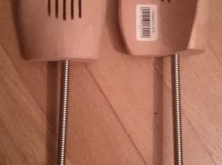 2x Holz Schuhspanner (Gr. 42-43)