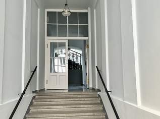 Charmante Altbauwohnung direkt beim Schloss Belvedere mit großem Entwicklungspotenzial, 389000 €, Immobilien-Wohnungen in 1040 Wieden