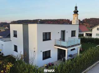 Modernes Einfamilienhaus in Ziegelmassivbauweise – Stilvolles Wohnen in ruhiger Lage, 548000 €, Immobilien-Häuser in 5233 Pischelsdorf am Engelbach