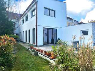 Stadthaus mit Geschichte und großem Gartengrundstück mitten in Baden, 1189000 €, Immobilien-Häuser in 2500 Gemeinde Baden