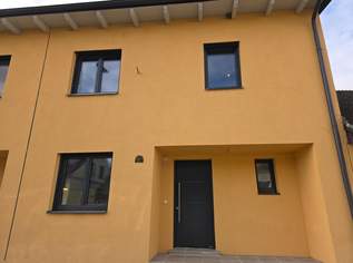 Hübsches Reihenhaus mit guter öffentlicher Anbindung, 345000 €, Immobilien-Häuser in 2130 Paasdorf