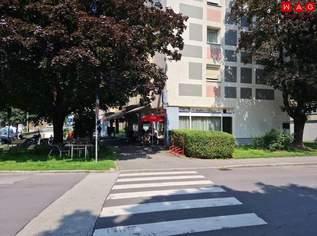 Gastronomiefläche / "Cafe Friends" in Linz / Bindermichl - Keferfeld - auf Wunsch voll ausgestattet mit attraktivem Gastgarten – 81,28 m² | Barrierefrei | Aufsperren & Losstarten, 1631.75 €, Immobilien-Gewerbeobjekte in Oberösterreich