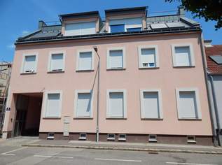 "Gelegenheit" Helle und ruhige Terrassenwohnung in zentraler Lage, 225000 €, Immobilien-Wohnungen in 2320 Schwechat "Gelegenheit" Helle und ruhige Terrassenwohnung in zentraler Lage, 225000 €, Immobilien-Wohnungen in 2320 Schwechat