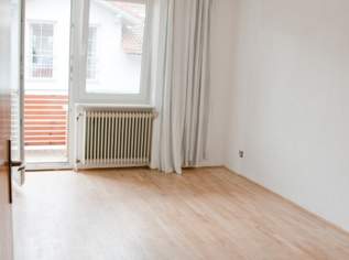 Zimmer mit Balkon in Haus mit Garten, Linz-Urfahr, 365 €, Immobilien-Kleinobjekte & WGs in 4040 Linz
