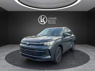Tiguan Friends eHybrid DSG ''HeadUp+AHK+Pano'', 48500 €, Auto & Fahrrad-Autos in 6800 Gisingen Tiguan Friends eHybrid DSG ''HeadUp+AHK+Pano'', 48500 €, Auto & Fahrrad-Autos in 6800 Gisingen