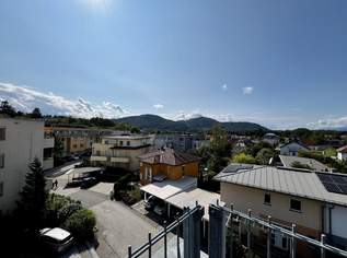 Exklusive Dachgeschoss-Maisonette mit supergroßer Terrasse und wunderbarem Fernblick & Tiefgaragenparkplatz, 598000 €, Immobilien-Wohnungen in 9020 