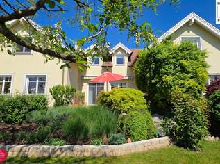Stilvolles Familienhaus mit 8 Zimmer, Kamin, Weinkeller & Gartenidylle mit 3 Terrassen und beeindruckendem Designergarten ✨🍷, 1348000 €, Immobilien-Häuser in 7000 Eisenstadt