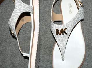 Damen Zehentrenner weiß Marke Michael Kors Größe 39/40 Damen Zehentrenner weiß Marke Michael Kors Größe 39/40