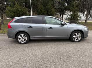 V60 V 60 D2 Kinetic AHK NAVI XENON, 9990 €, Auto & Fahrrad-Autos in 4020 Bulgariplatz V60 V 60 D2 Kinetic AHK NAVI XENON, 9990 €, Auto & Fahrrad-Autos in 4020 Bulgariplatz