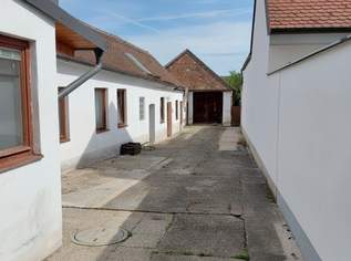 Einfamilienhaus mit Weinkeller und Schuppen, traumhafte Ruhelage, zu verkaufen!, 117000 €, Immobilien-Häuser in 2074 Unterretzbach