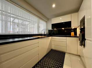 NEU SANIERT IN ZENTRUMSLAGE MIT SCHÖNER TERRASSE!, 850000 €, Immobilien-Häuser in 5760 Saalfelden am Steinernen Meer