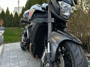 Suzuki B-King Suzuki B-King