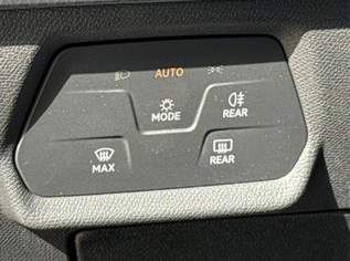 Leon Sportstourer Style DSG+RFK+ACC+SHZ+FULLL..., 32069 €, Auto & Fahrrad-Autos in 6844 Gemeinde Altach