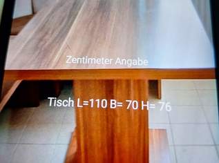 Gemütliche Essgruppe