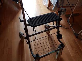 Rollator Rollator