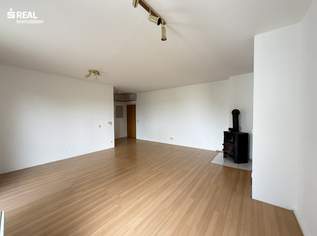 Top Lage - 4-Zimmer-Wohnung mit Loggia, Klimaanlage und Schwedenofen - unmittelbar beim Schulzentrum, Bahnhof und Stadtzentrum!, 1290 €, Immobilien-Wohnungen in 7100 Gemeinde Neusiedl am See
