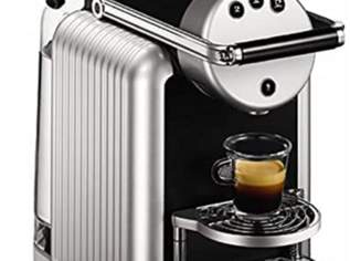 Nespresso zenius Kaffeemaschine + Milchschäumer, 188 €, Haus, Bau, Garten-Haushaltsgeräte in 2130 Gemeinde Mistelbach