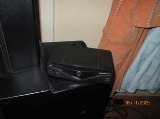 Lautsprecher mit Verstärker und Funkmikrofonanlage