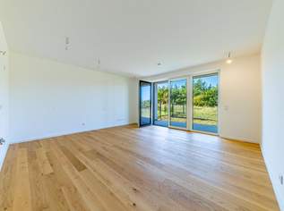 WOHNEN MIT TRADITION UND MITTEN IM LÄSSIGEN GRÜN - ANGER AM BRUNNEN: F4!, 447804 €, Immobilien-Wohnungen in 2020 Hollabrunn