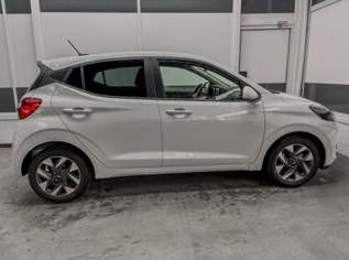 i10 STYLE AUT NAVI SHZ RFK TEMPOMAT 1.2 57,9k..., 22943 €, Auto & Fahrrad-Autos in 6844 Gemeinde Altach