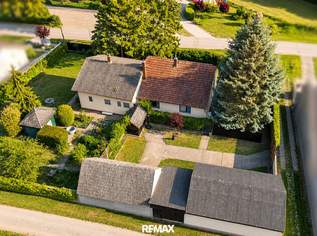 Gepflegtes Einfamilienhaus mit großem Grundstück in ruhiger Wohnlage von Nickelsdorf, 232000 €, Immobilien-Häuser in 2425 Nickelsdorf Gepflegtes Einfamilienhaus mit großem Grundstück in ruhiger Wohnlage von Nickelsdorf, 232000 €, Immobilien-Häuser in 2425 Nickelsdorf