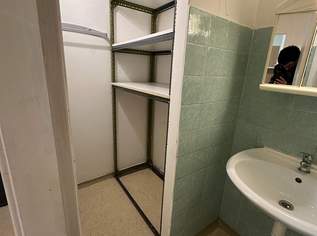 Helle ruhige Garconniere zum Verkauf