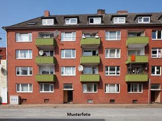 Altbau-Mehrfamilienhaus mit 10 Wohnungen und Entwicklungspotenzial, 1075500 €, Immobilien-Häuser in 1220 Donaustadt