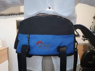 Kameratasche mit kleinem Objectiv, 35 €, Marktplatz-Kameras & TV & Multimedia in 1170 Hernals