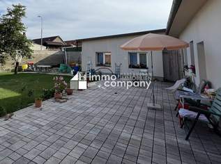 Nur 30 Min. von Stadtgrenze Wien - Traumhaftes Ein-/Zweifamilienhaus 5 Zimmer, Terrasse & zentrale Lage!, 287000 €, Immobilien-Häuser in 2424 Zurndorf