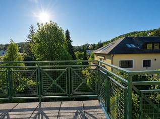 Lichtdurchflutete Dachgeschosswohnung mit Terrasse und Fernblick in Ruhelage von Wien-Rodaun | ZELLMANN IMMOBILIEN, 550000 €, Immobilien-Wohnungen in 1230 Liesing Lichtdurchflutete Dachgeschosswohnung mit Terrasse und Fernblick in Ruhelage von Wien-Rodaun | ZELLMANN IMMOBILIEN, 550000 €, Immobilien-Wohnungen in 1230 Liesing
