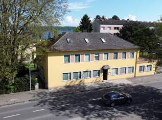 Früheres Wirtshaus mit drei Wohneinheiten inmitten von Pöchlarn!, 550000 €, Immobilien-Gewerbeobjekte in 3380 Gemeinde Pöchlarn