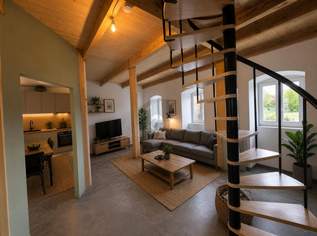 SANIERUNGSOBJEKT IN ATTRAKTIVER LAGE MIT VIEL PLATZ UND MÖGLICHKEITEN, 275000 €, Immobilien-Häuser in 8350 Fehring