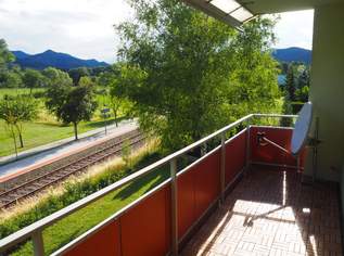 Schöne 2 Zimmerwohnung mit traumhaften Ausblick und großer Loggia