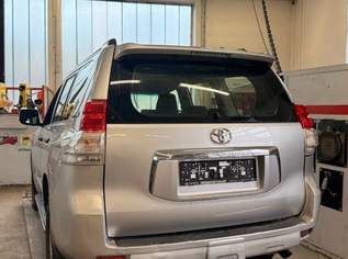 Toyota Land Cruiser J15 3.0 D-4D "60th Anniversary" | NUR 119.000 km | EZ 2012 | FIXPREIS Toyota Land Cruiser J15 3.0 D-4D "60th Anniversary" | NUR 119.000 km | EZ 2012 | FIXPREIS