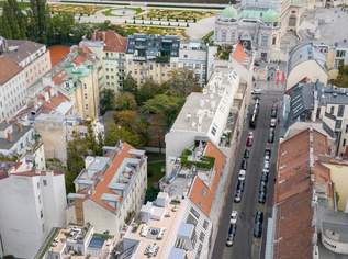 SÜSSE DACHGESCHOSSWOHNUNG NAHE DEM SCHLOSS BELVEDERE, 842700 €, Immobilien-Wohnungen in 1040 Wieden